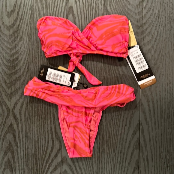 Vix Swim- New . MSRP$230.00 🌴🌴🌴 - Picture 2 of 13